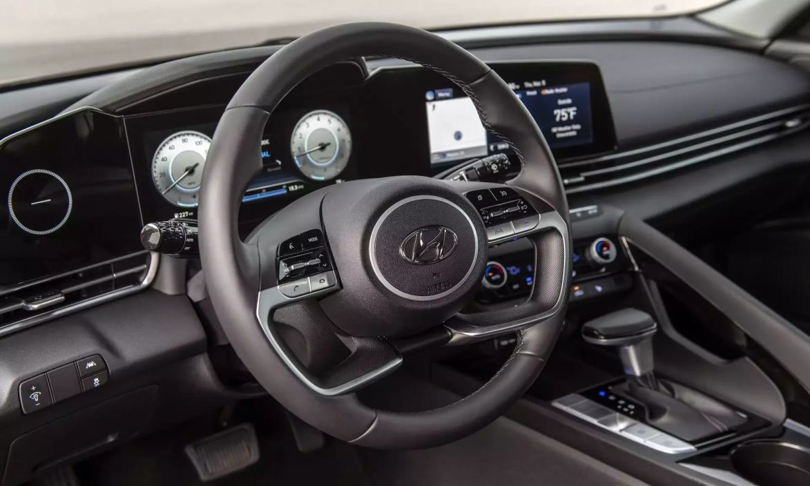 Hyundai Elantra Элеганс / Elegance 1.6 АКПП фото 11