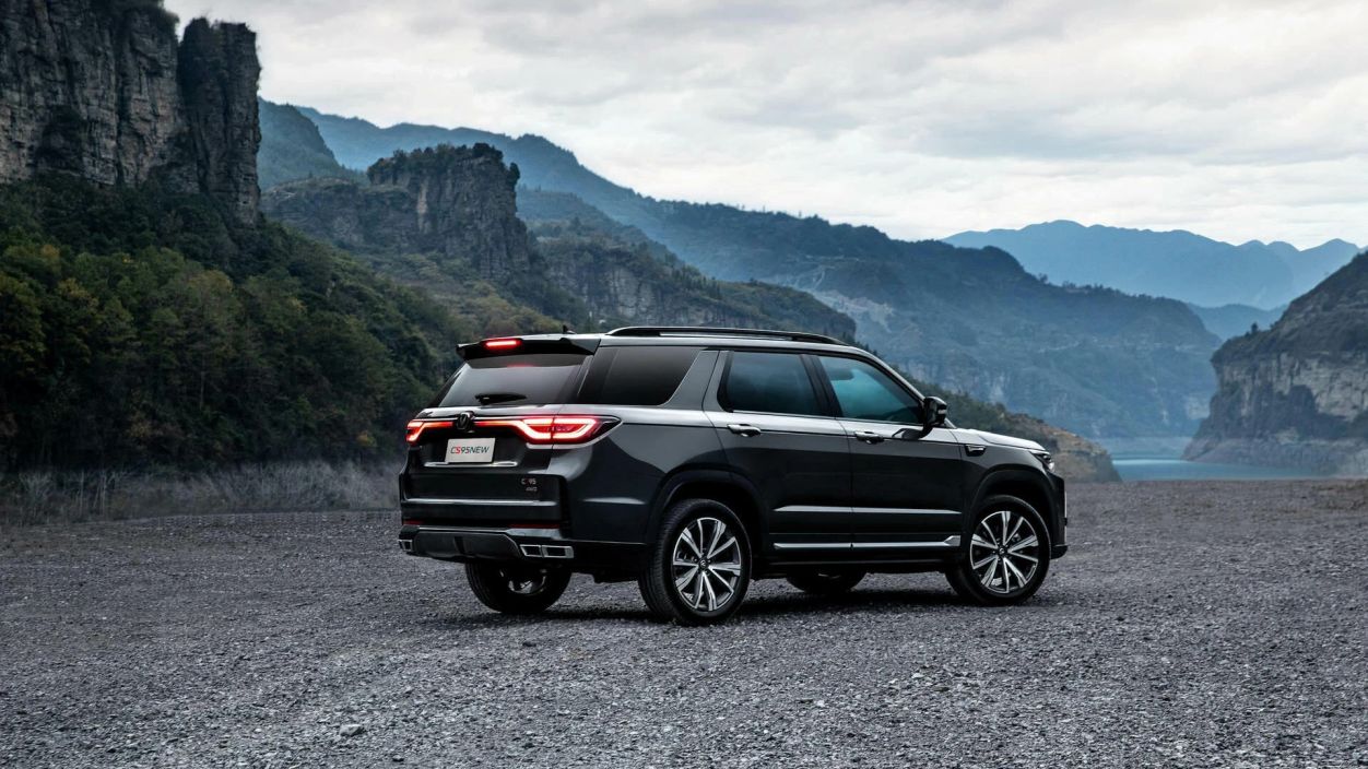 Changan CS95 Комфорт  2.0 АКПП фото 5
