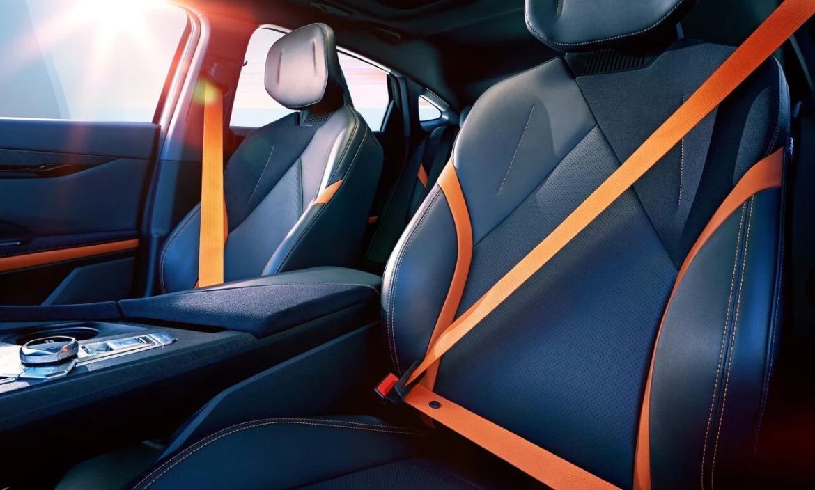 Changan UNI-V Стандарт 1.5 DCT фото 3