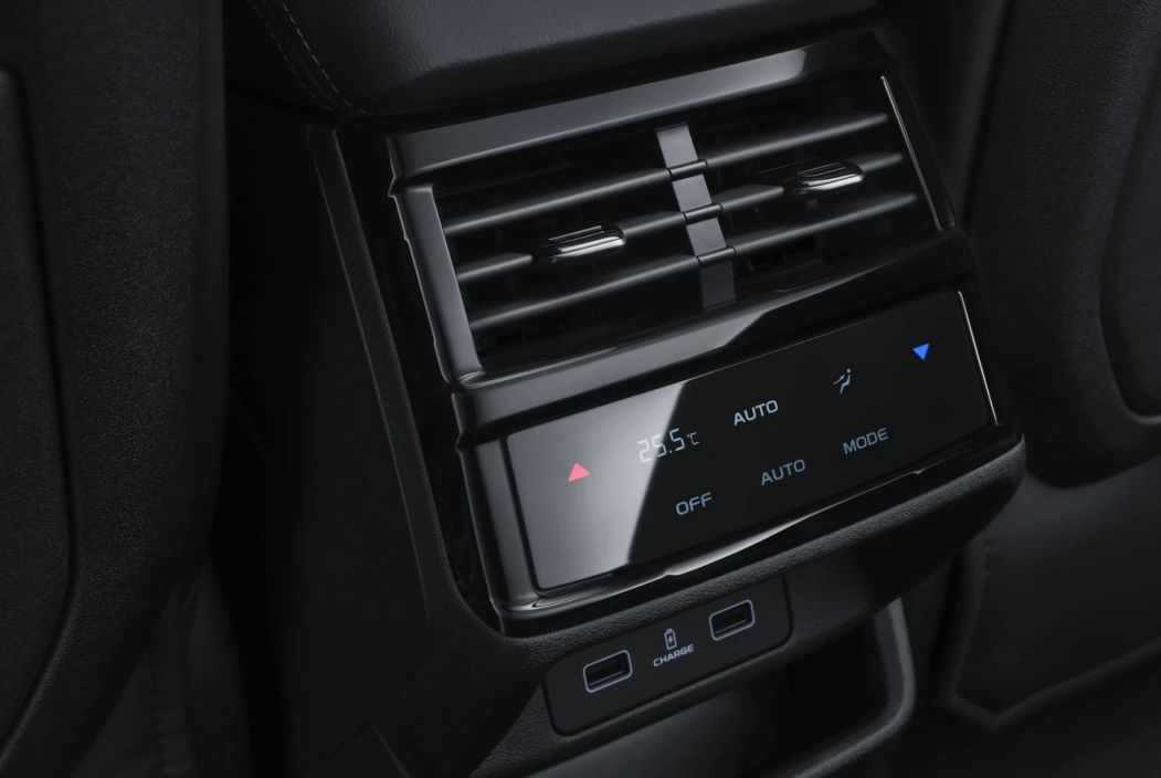Geely Monjaro Люкс / Luxury 2.0 АКПП фото 6