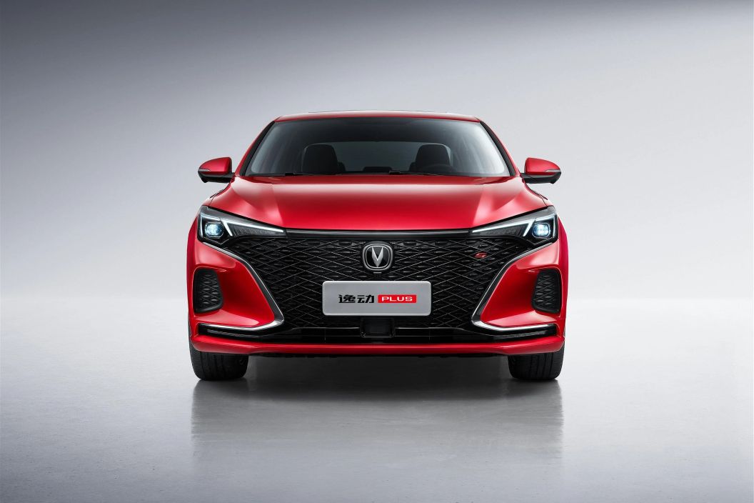 Changan Eado Plus DLX 1.4 DCT фото 4