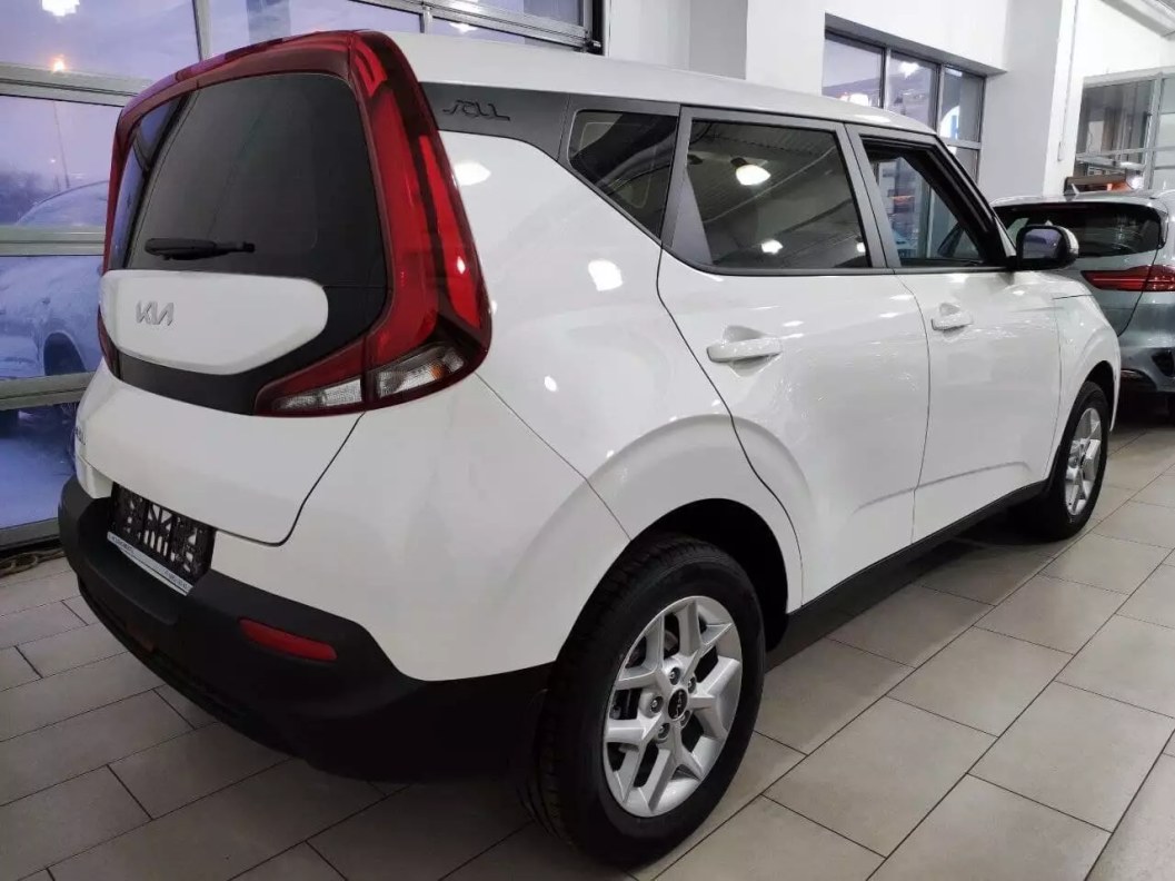 Kia Soul Premium 2.0 АКПП, 2021 фото 4
