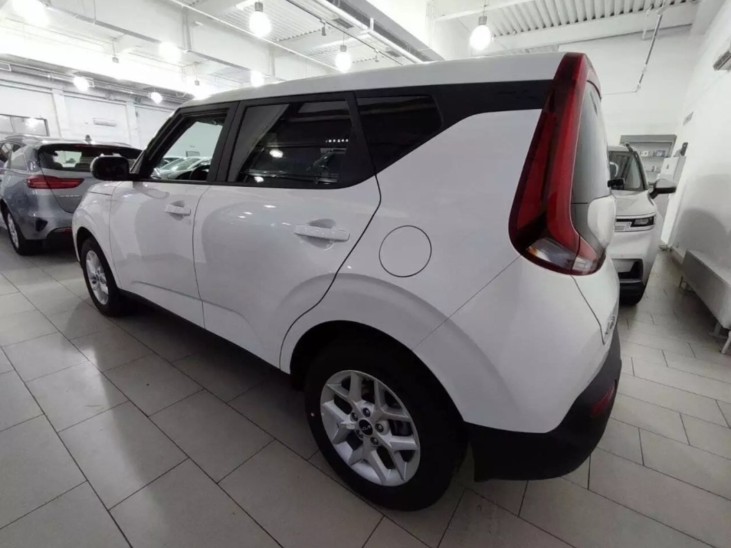 Kia Soul Premium 2.0 АКПП, 2021 фото 5