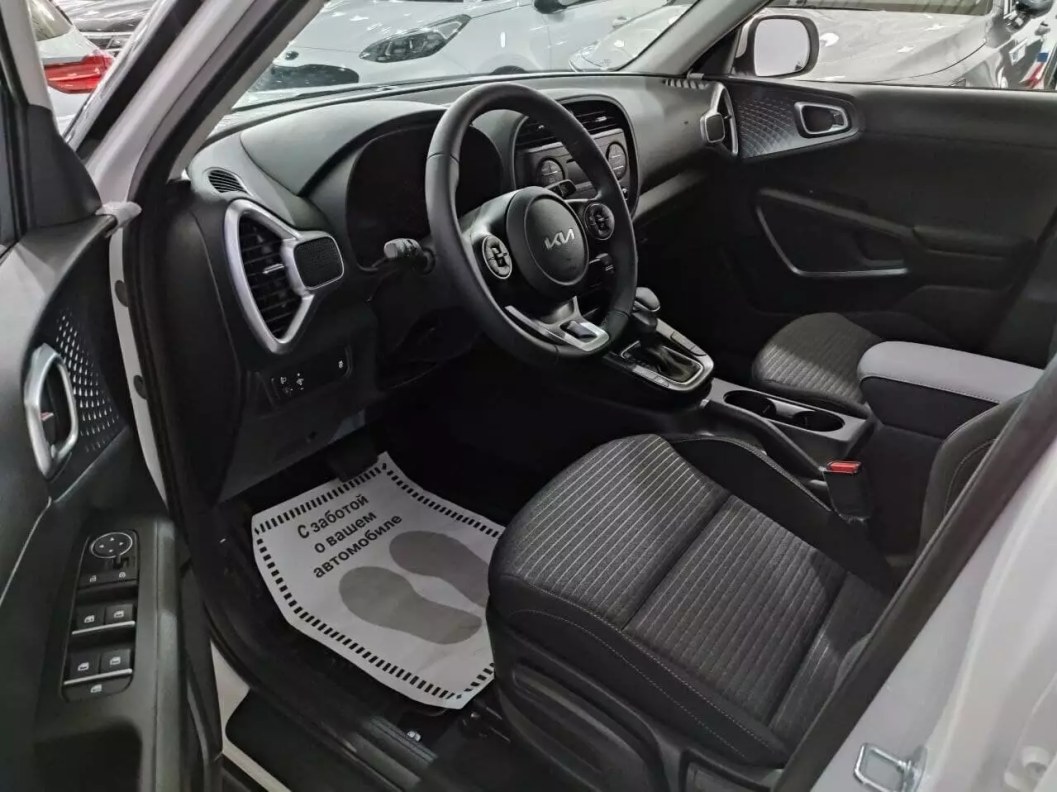 Kia Soul Premium 2.0 АКПП, 2021 фото 6