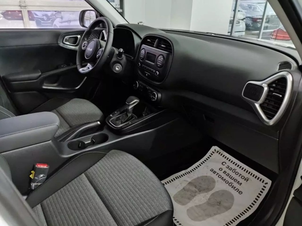 Kia Soul Premium 2.0 АКПП, 2021 фото 8