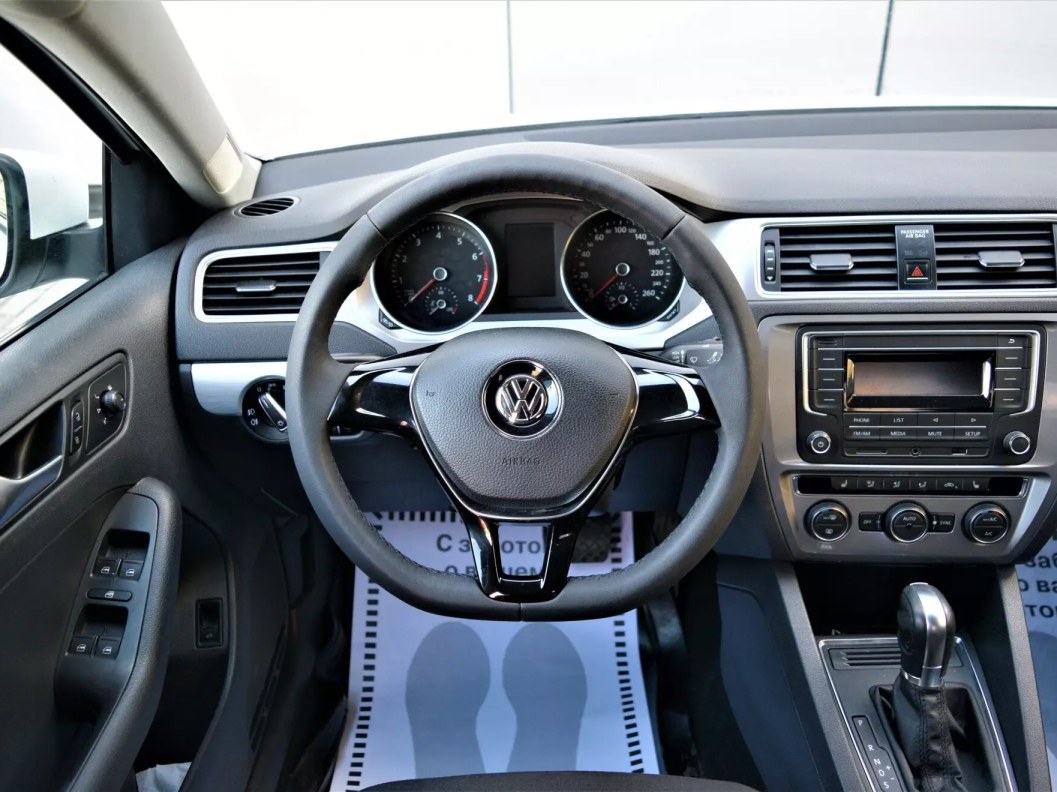 Volkswagen Jetta 1.6 АКПП, 2017 фото 15