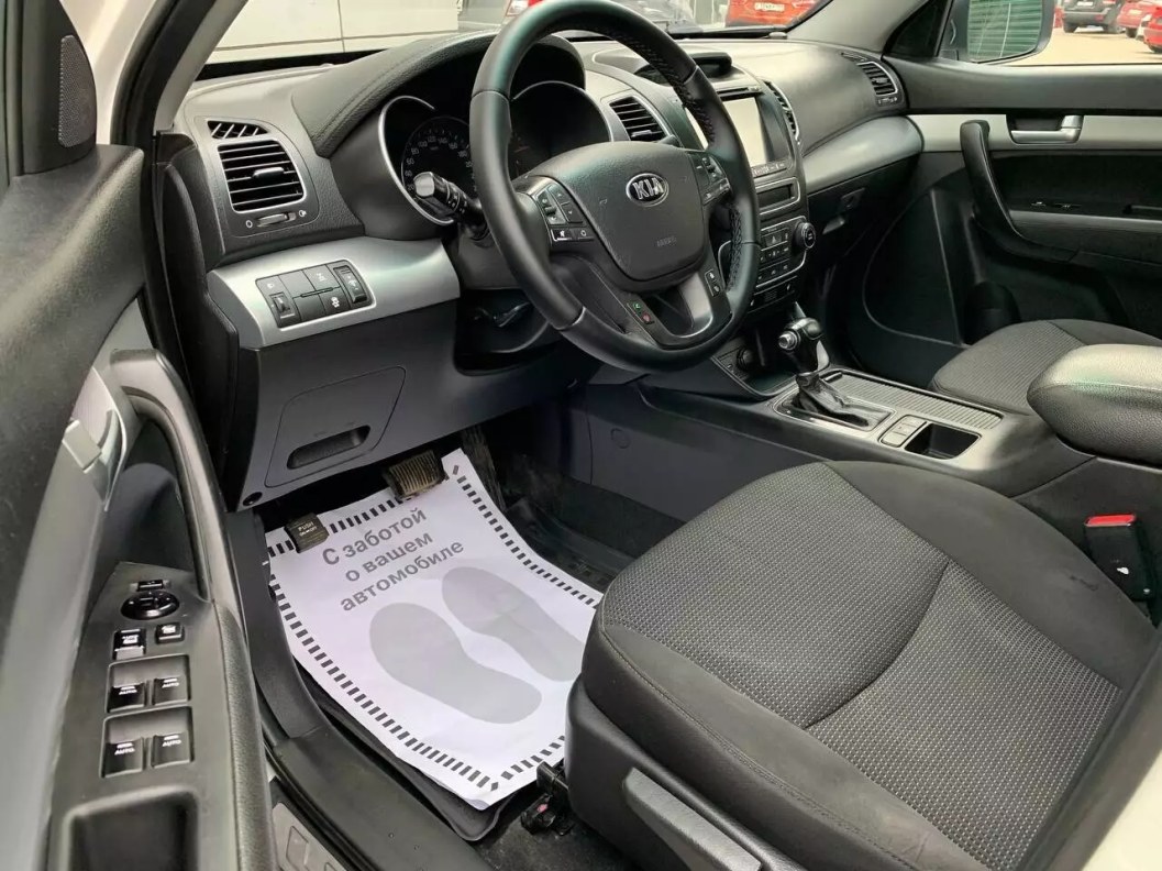 Kia Sorento New Comfort 2.2 АКПП, 2013 фото 9
