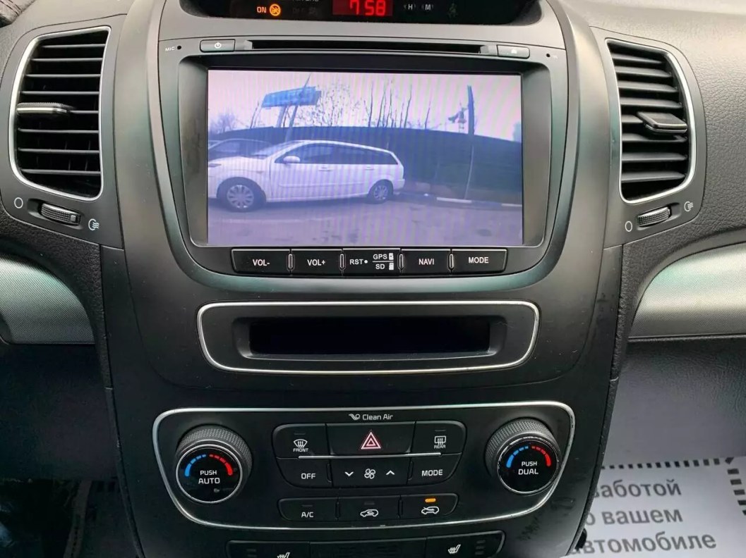 Kia Sorento New Comfort 2.2 АКПП, 2013 фото 12
