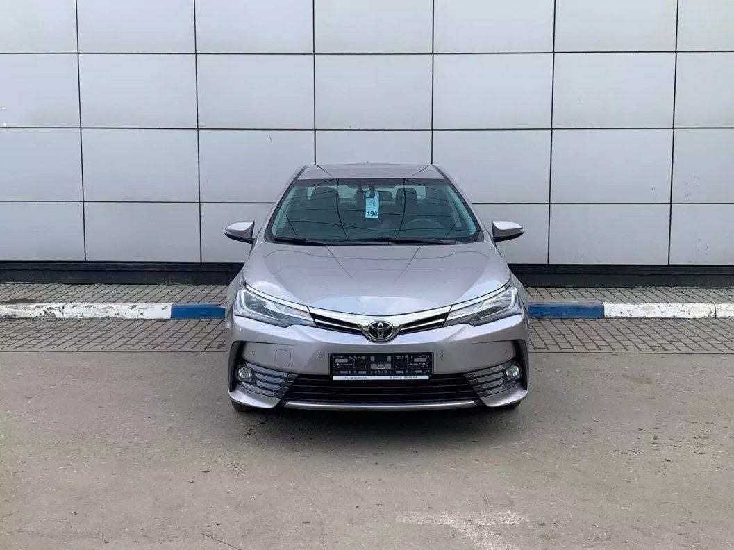Toyota Corolla 1.8 CVT, 2018 фото 2