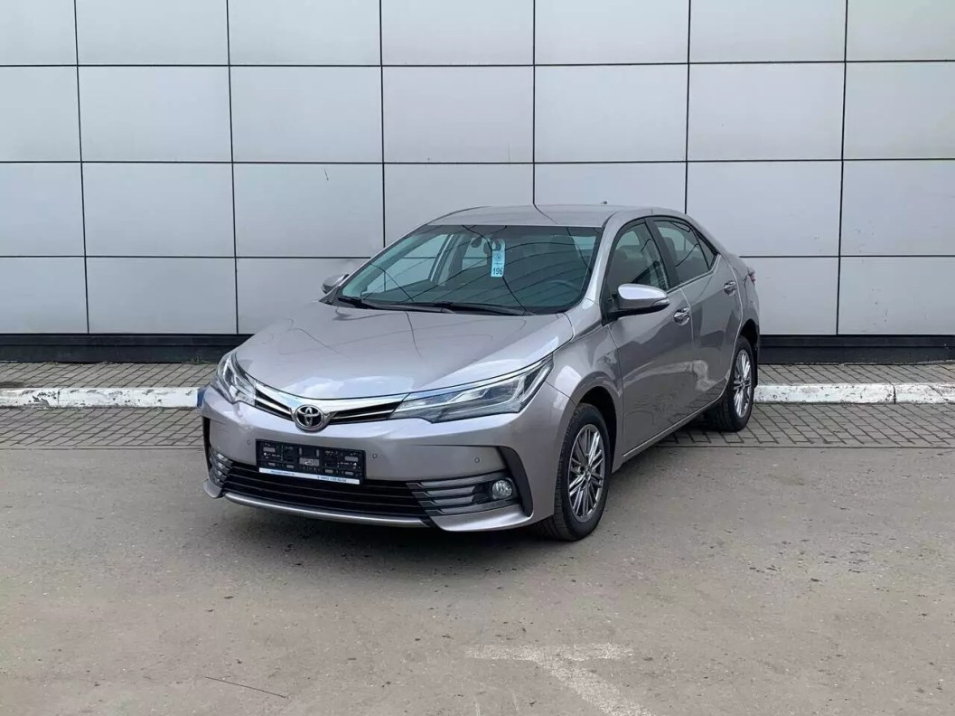 Toyota Corolla 1.8 CVT, 2018 фото 3