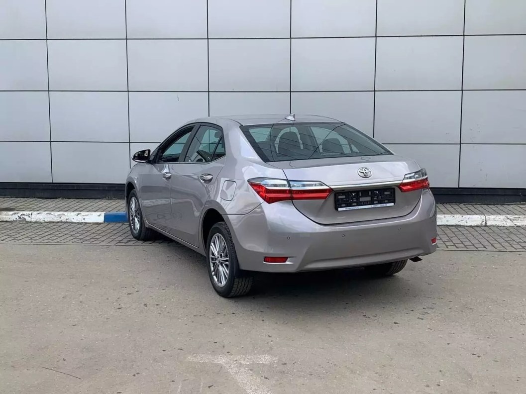 Toyota Corolla 1.8 CVT, 2018 фото 8