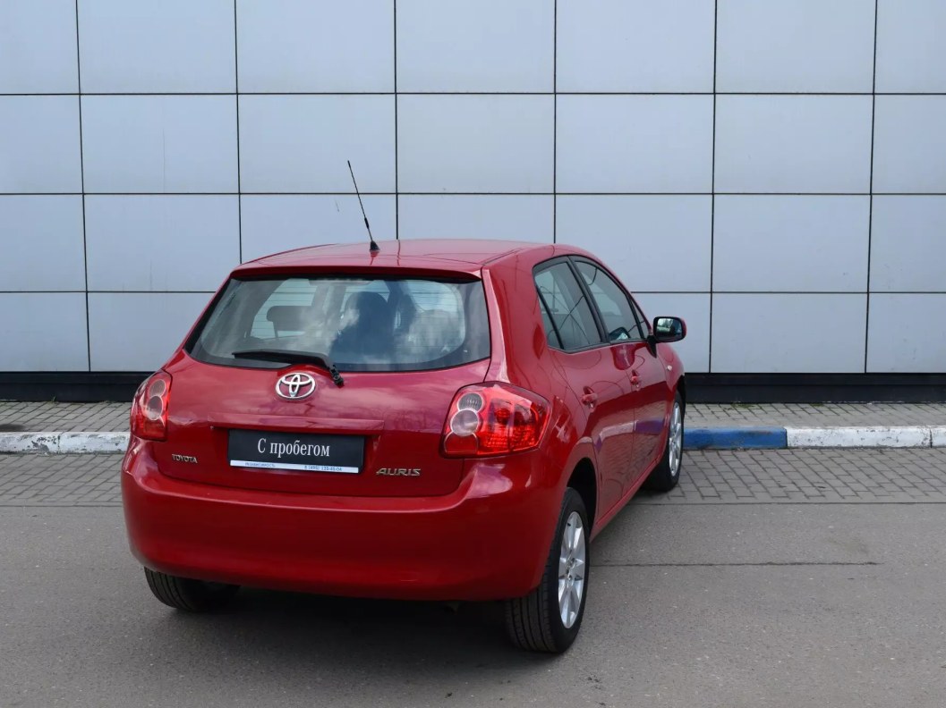 Toyota Auris 1.6 , 2009 фото 6