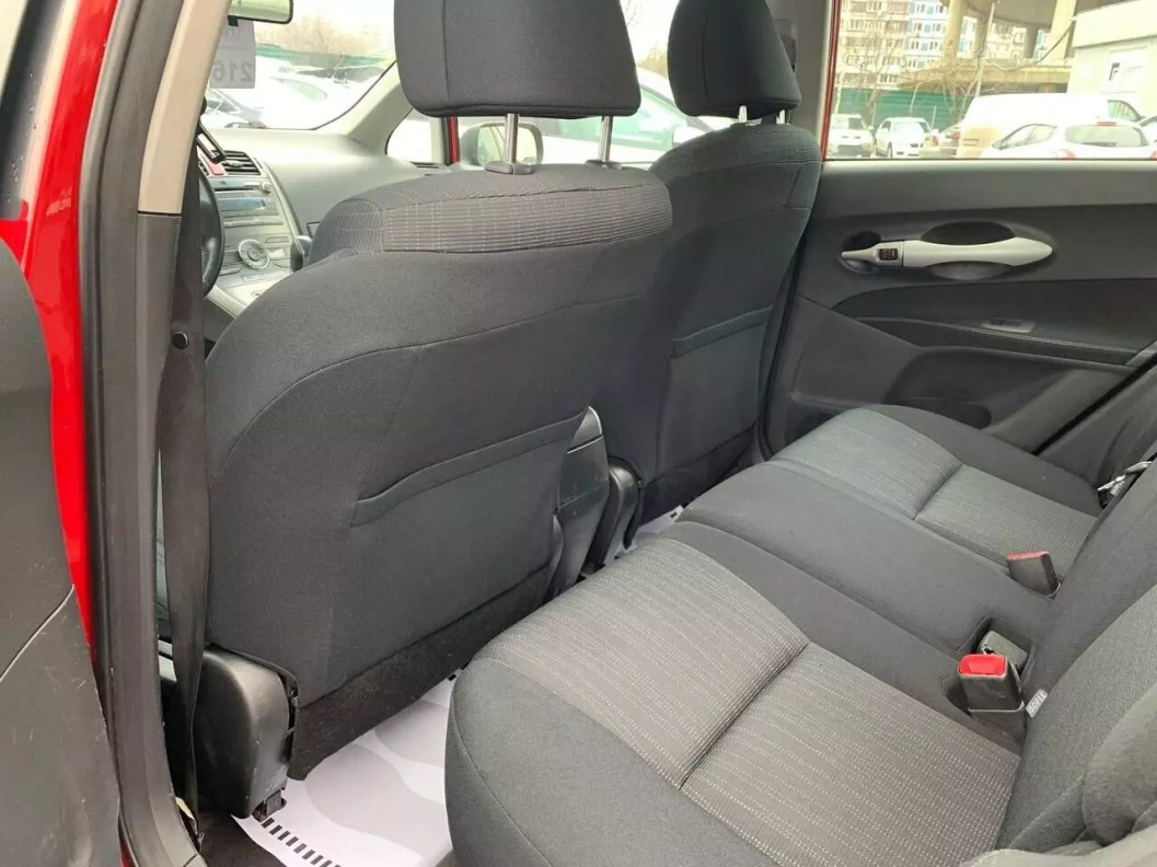 Toyota Auris 1.6 , 2009 фото 11