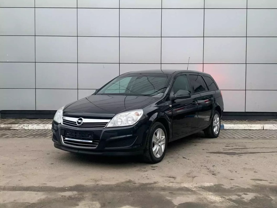 Opel Astra 1.8 АКПП, 2014 фото 3