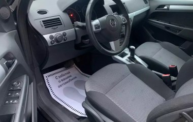 Opel Astra 1.8 АКПП, 2014 превью 8
