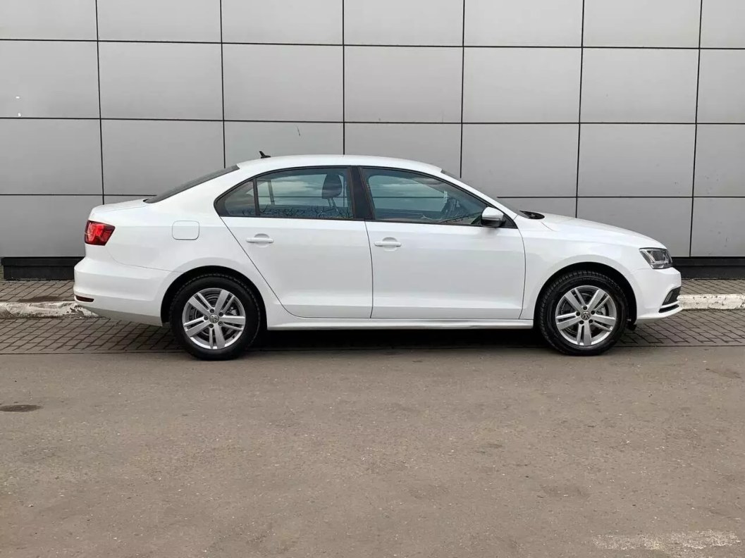 Volkswagen Jetta Comfortline 1.6 АКПП, 2016 фото 4