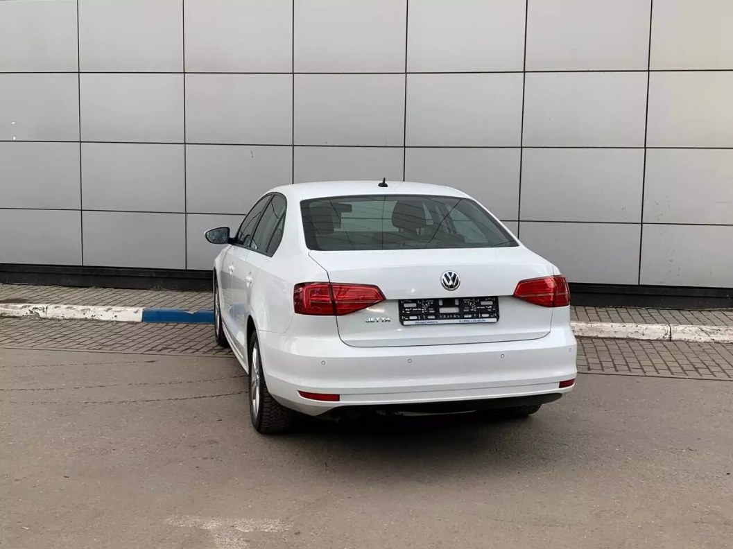 Volkswagen Jetta Comfortline 1.6 АКПП, 2016 фото 8