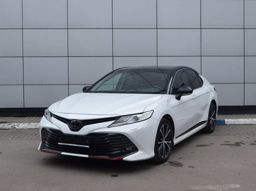 Toyota Camry 2.5 АКПП, 2020 фото 3