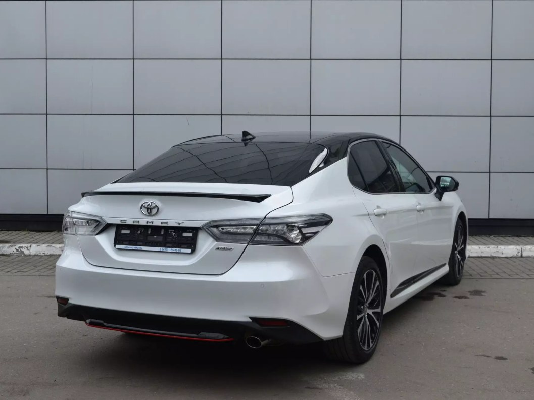 Toyota Camry 2.5 АКПП, 2020 фото 6