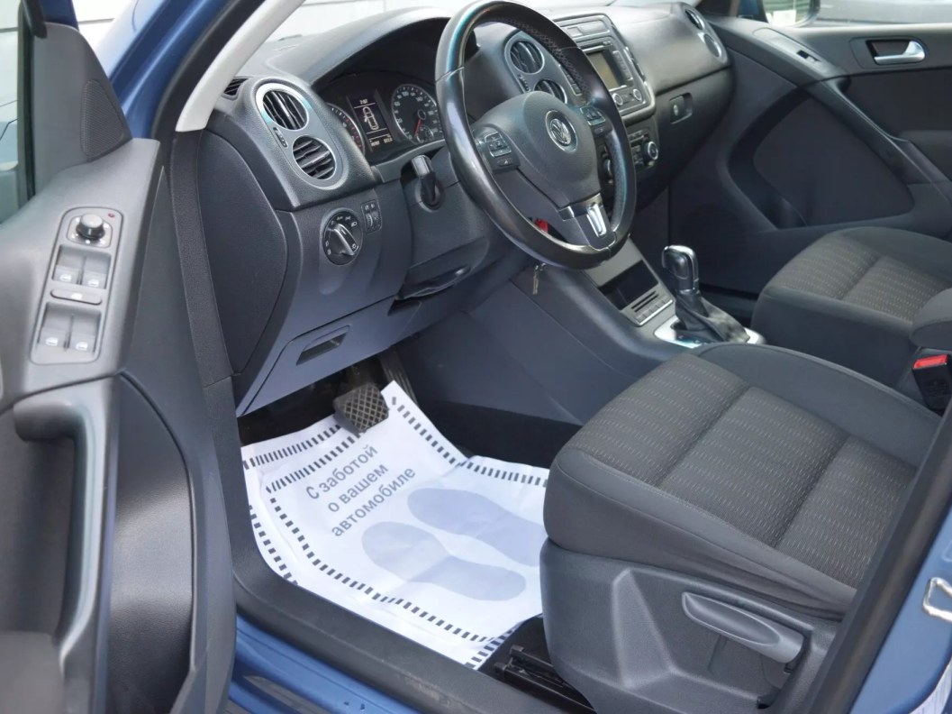 Volkswagen Tiguan Avenue 1.4 DSG, 2013 фото 9
