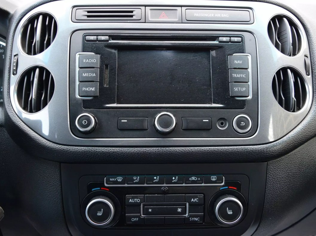 Volkswagen Tiguan Avenue 1.4 DSG, 2013 фото 17