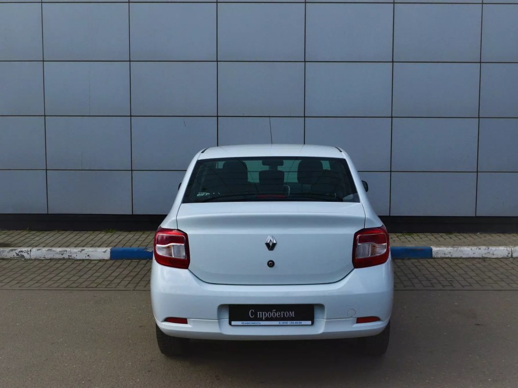 Renault Logan Life 1.6 АКПП, 2019 фото 5