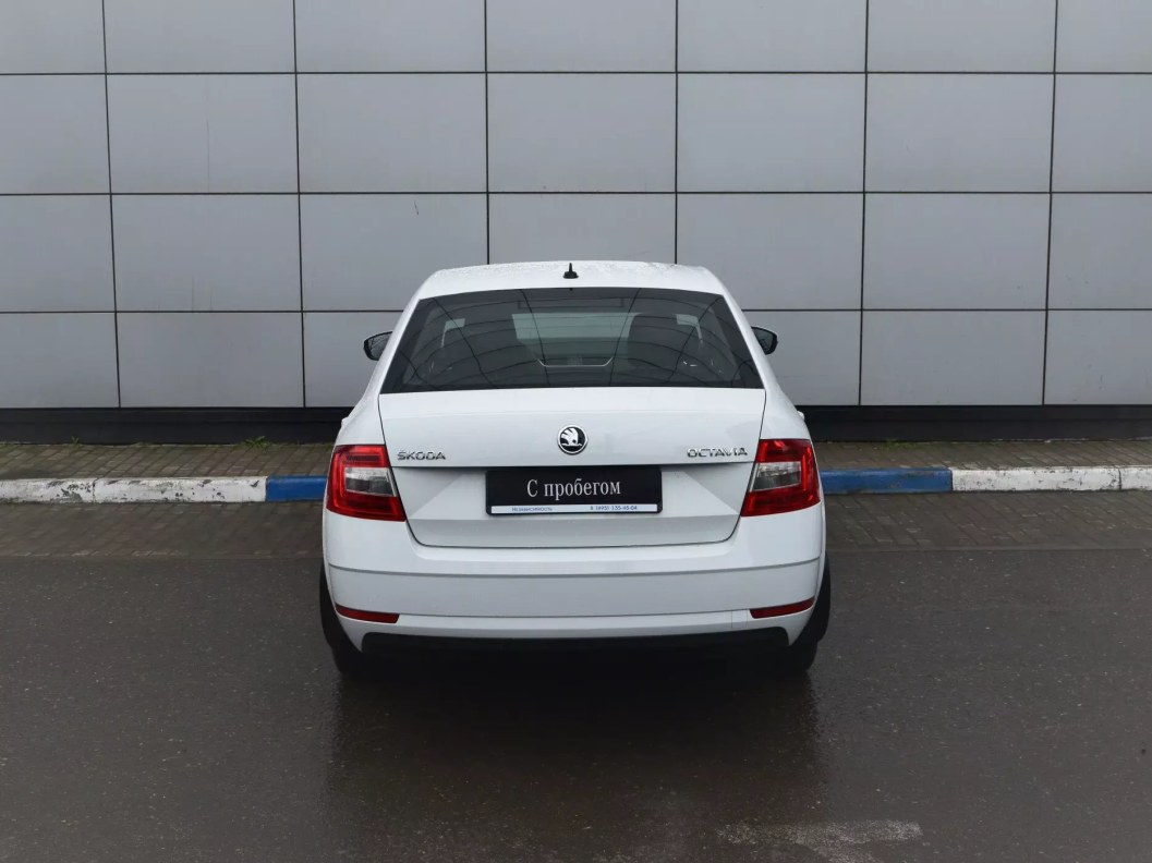 Skoda Octavia 1.6 АКПП, 2018 фото 7