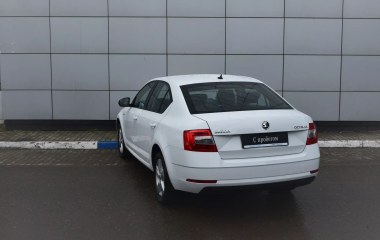 Skoda Octavia 1.6 АКПП, 2018 превью 8