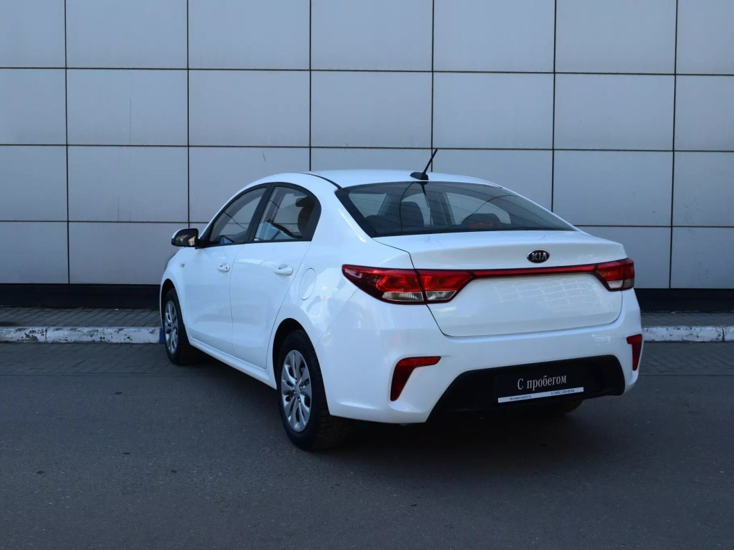 Kia Rio Comfort 1.4 АКПП, 2019 фото 8