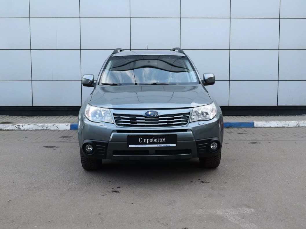 Subaru Forester 2.0 АКПП, 2010 фото 2