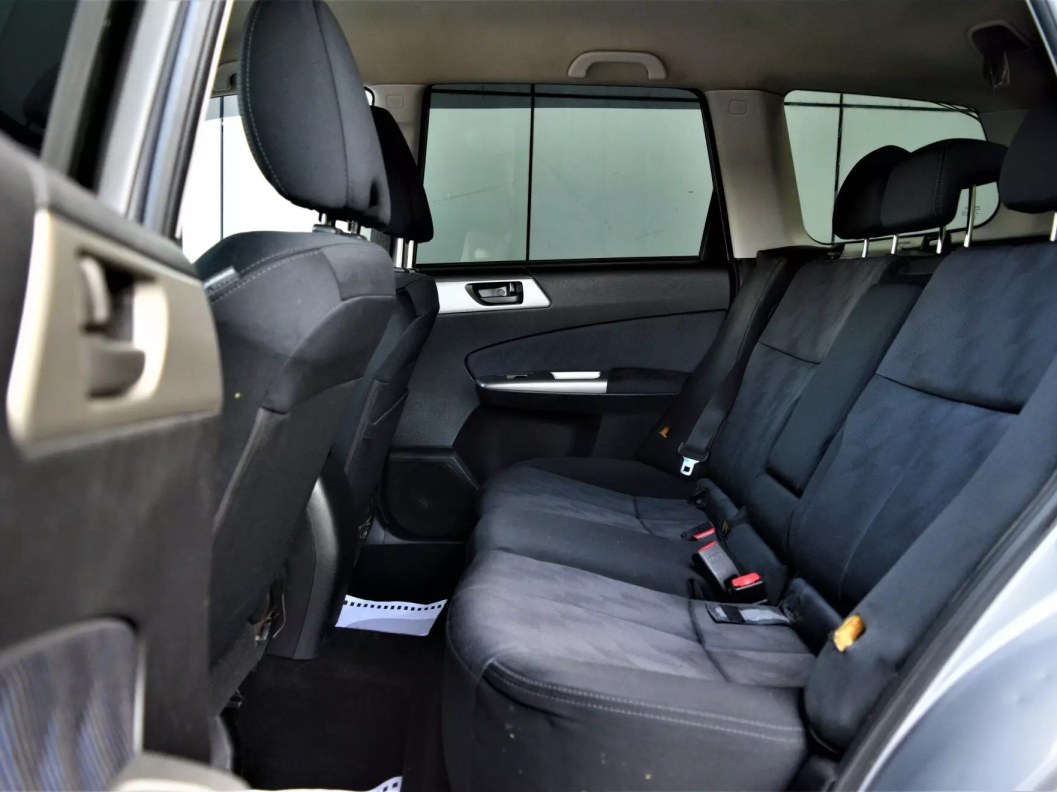Subaru Forester 2.0 АКПП, 2010 фото 12