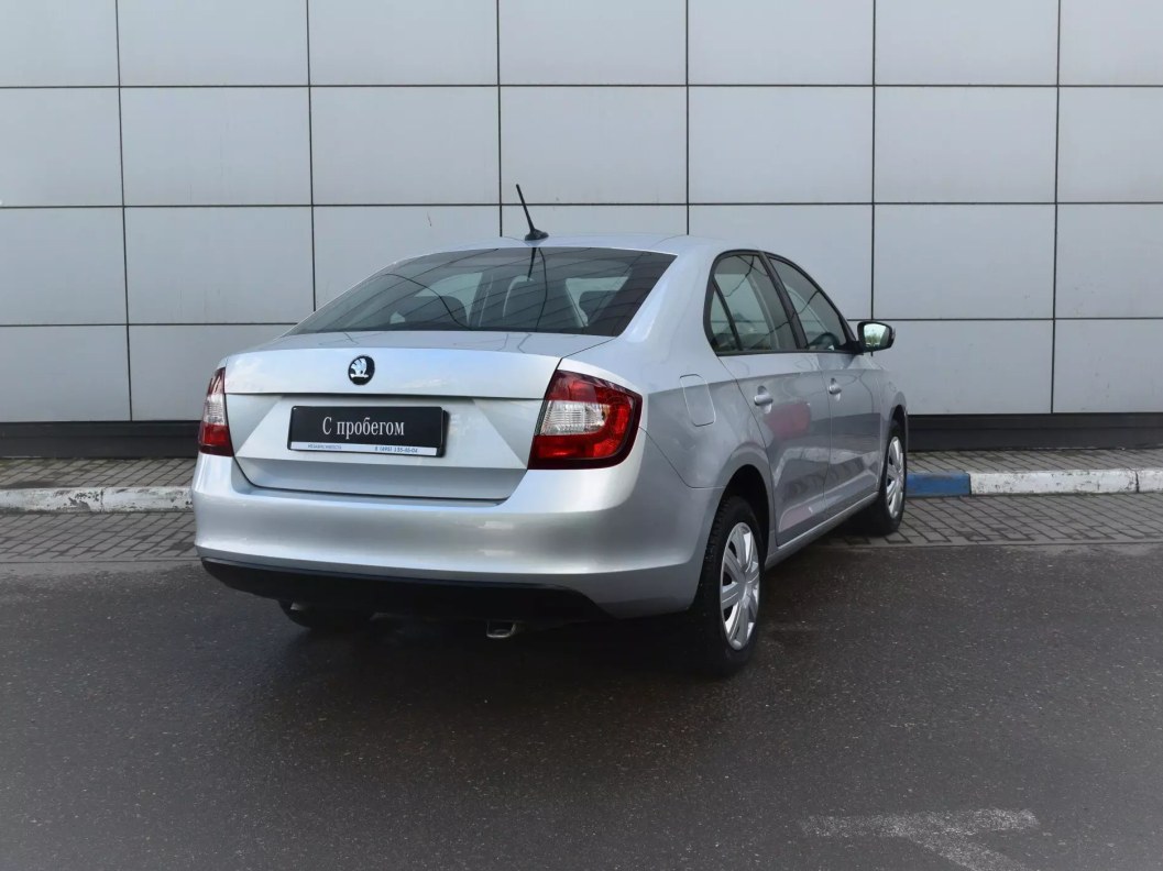 Skoda Rapid 1.6 МКПП, 2017 фото 6