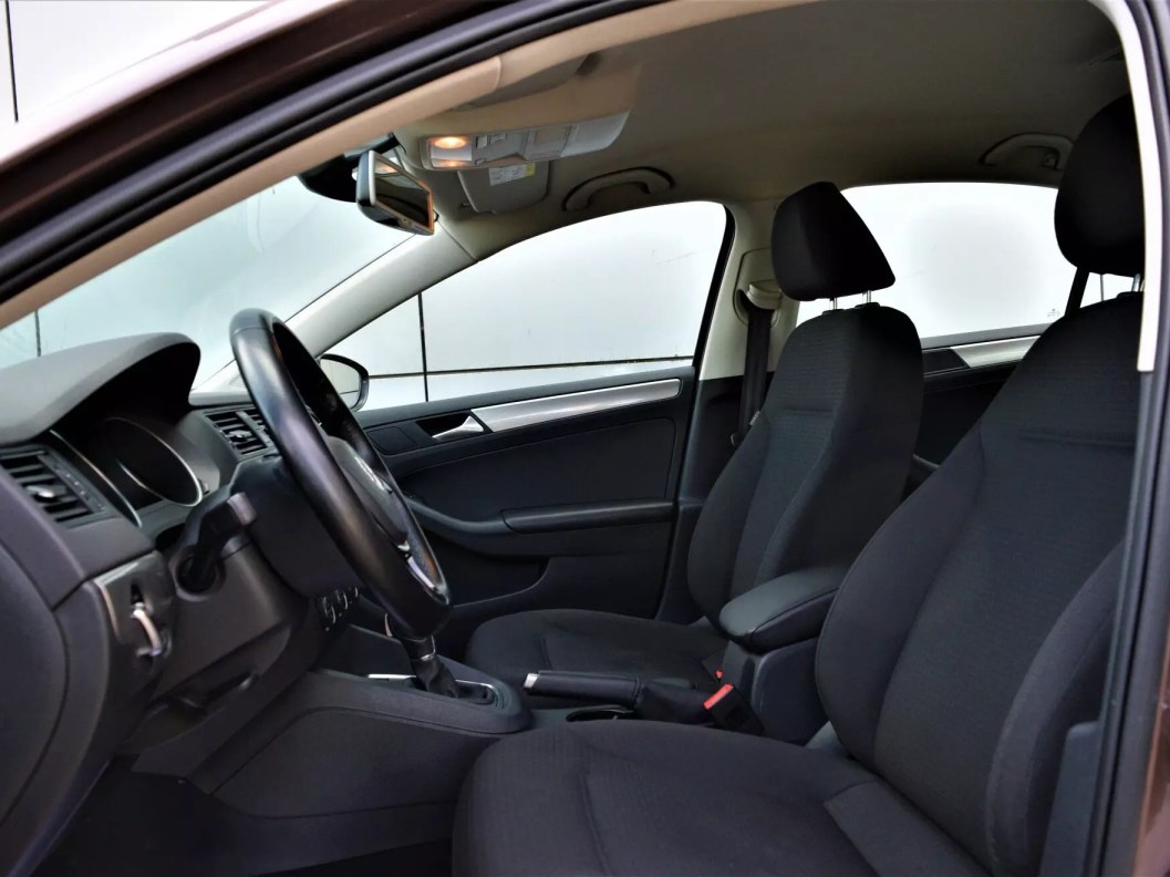 Volkswagen Jetta 1.4 DSG, 2015 фото 9