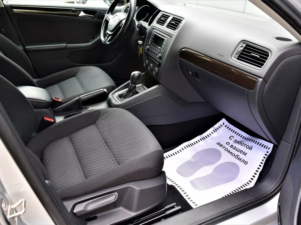Volkswagen Jetta 1.6 АКПП, 2015 фото 11