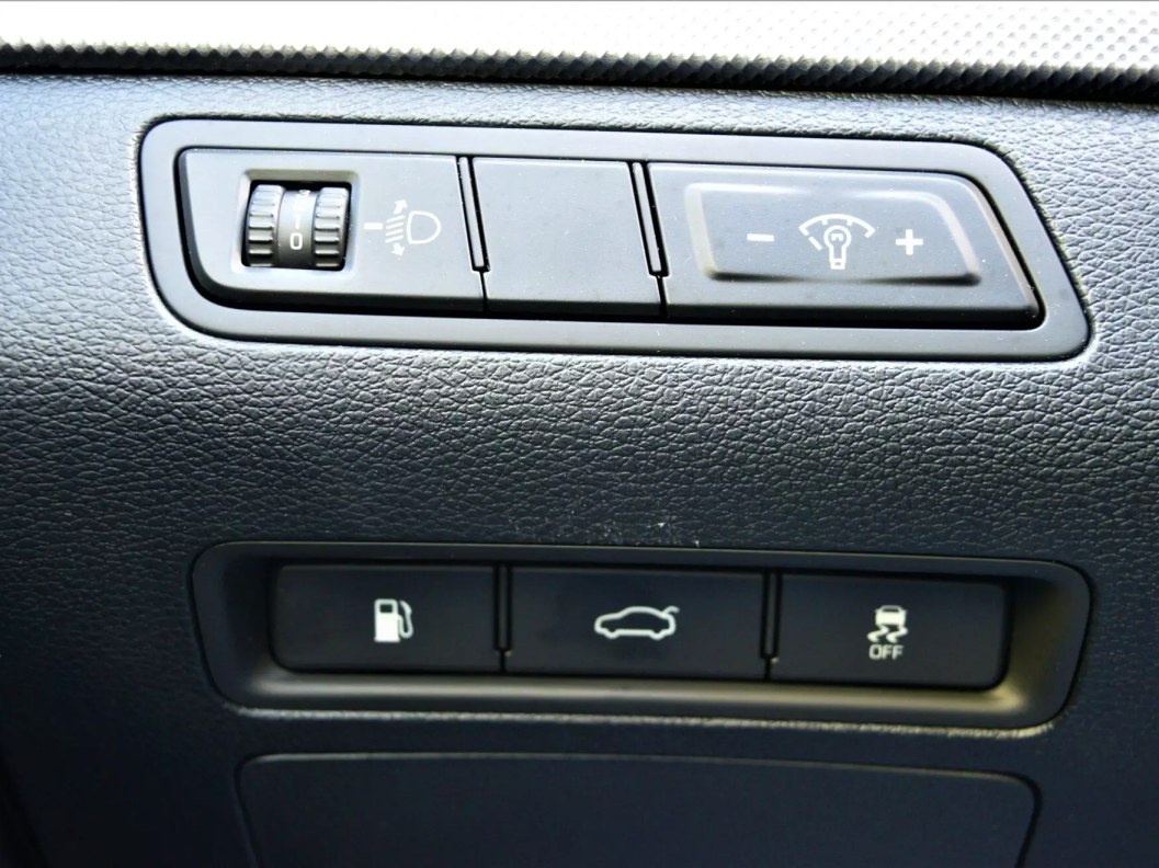 Hyundai Sonata Classic 2.0 АКПП, 2019 фото 12