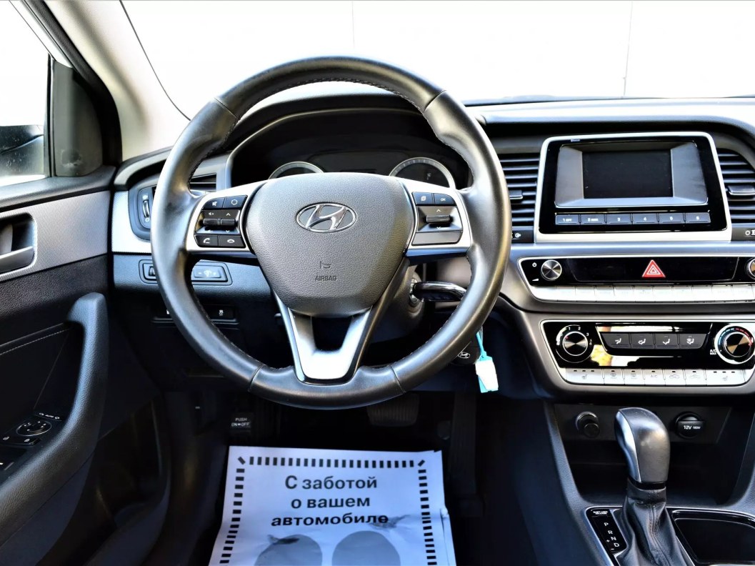 Hyundai Sonata Classic 2.0 АКПП, 2019 фото 13