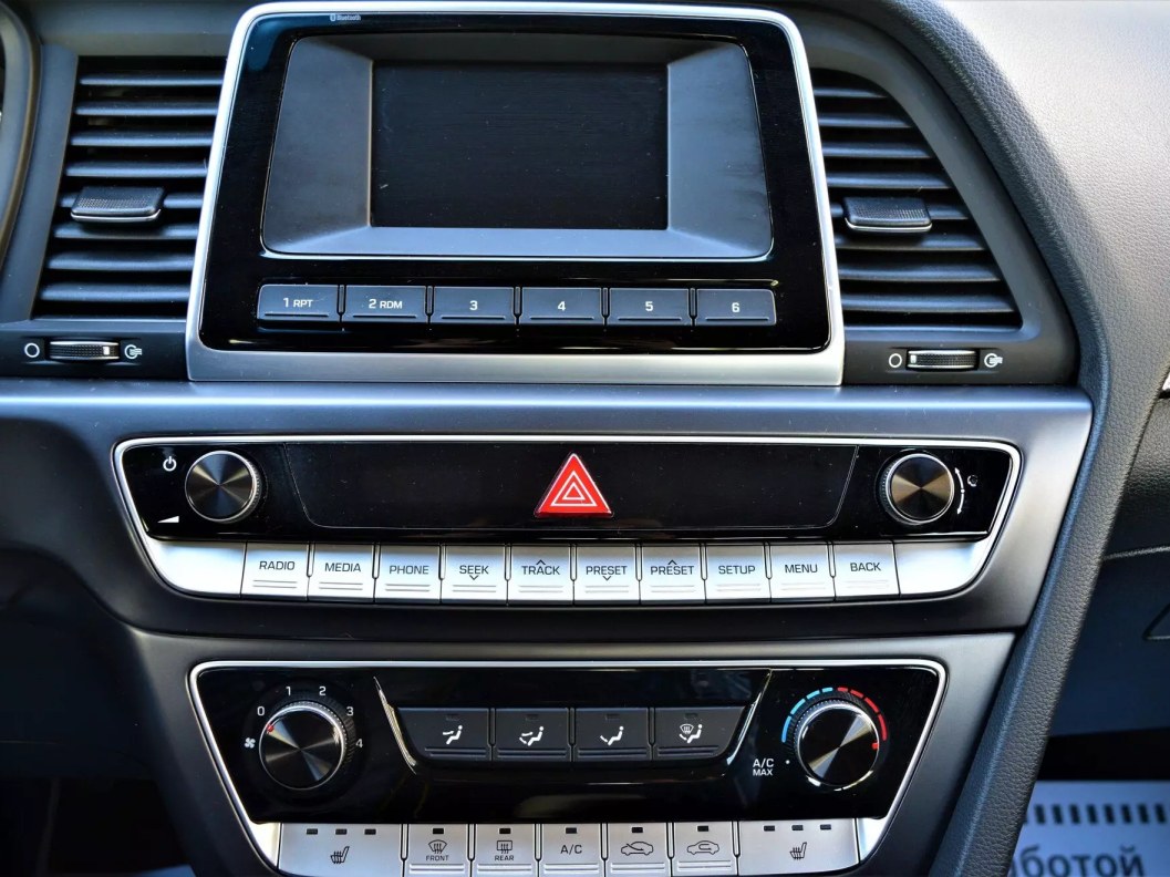 Hyundai Sonata Classic 2.0 АКПП, 2019 фото 14