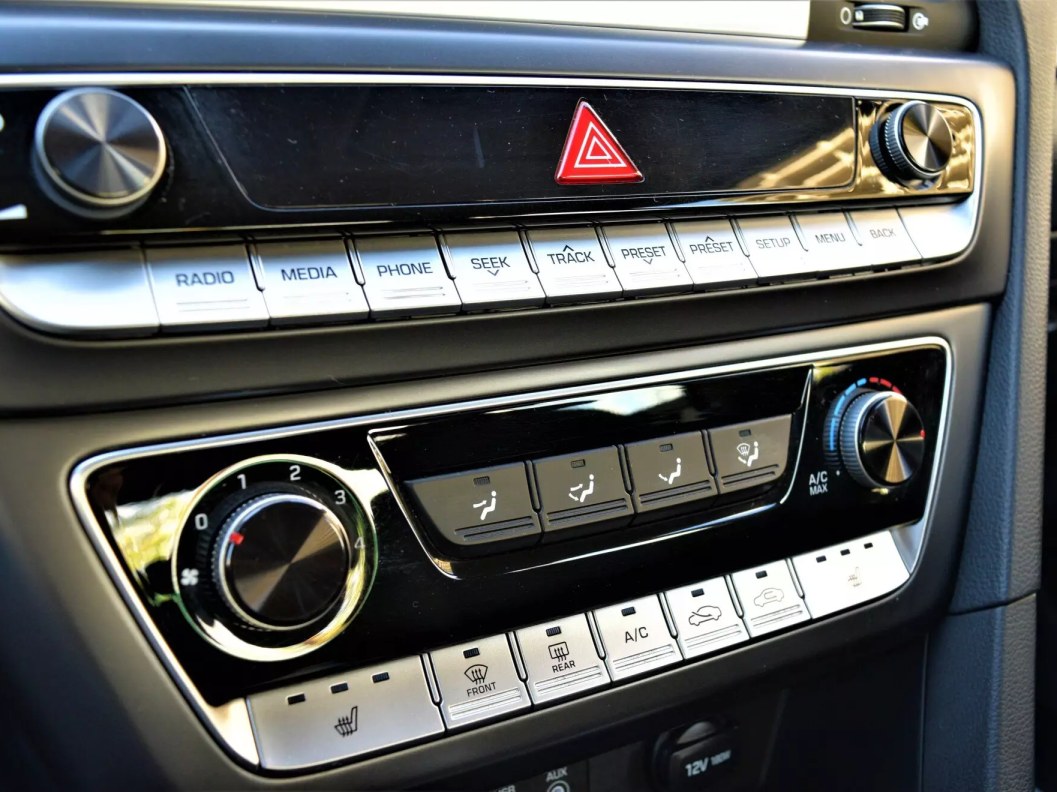 Hyundai Sonata Classic 2.0 АКПП, 2019 фото 16