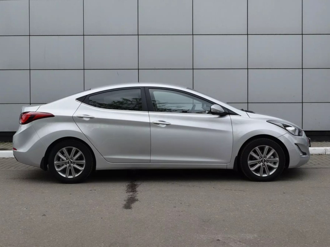 Hyundai Elantra Comfort 1.8 АКПП, 2013 фото 4