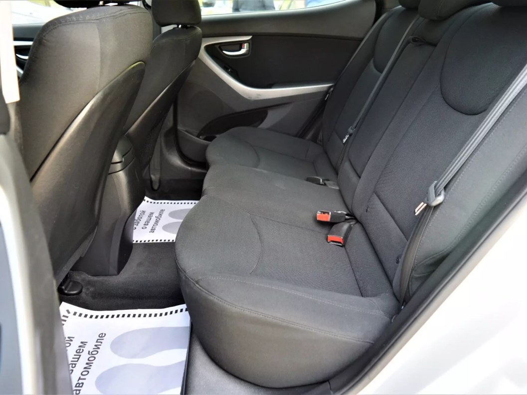 Hyundai Elantra Comfort 1.8 АКПП, 2013 фото 11