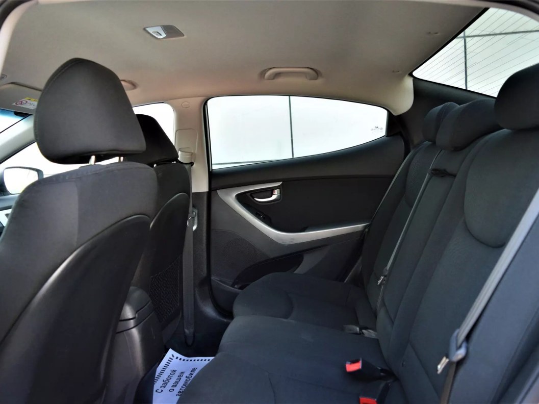 Hyundai Elantra Comfort 1.8 АКПП, 2013 фото 12