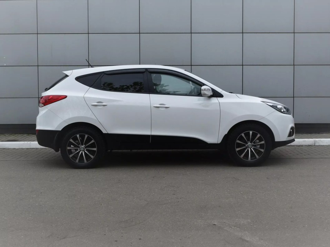 Hyundai ix35 Comfort 2.0 МКПП, 2014 фото 4