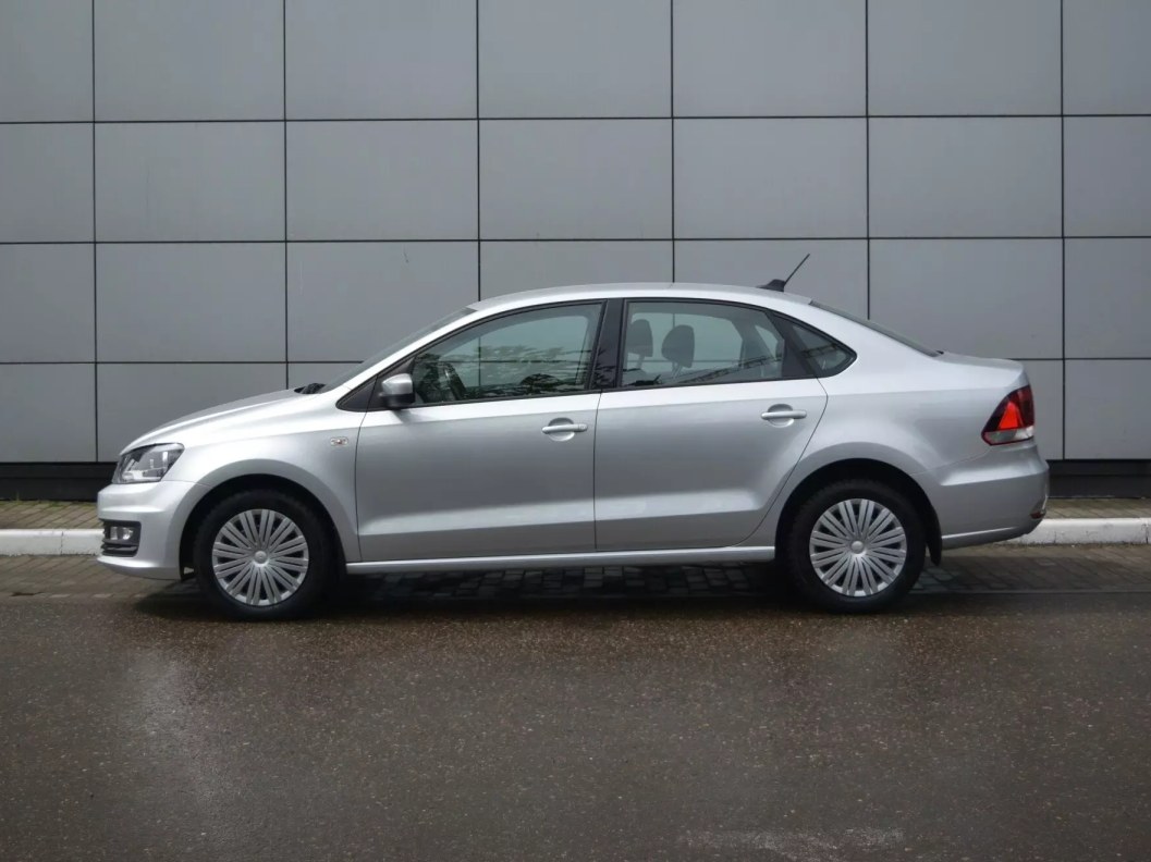 Volkswagen Polo Allstar 1.6 АКПП, 2017 фото 5