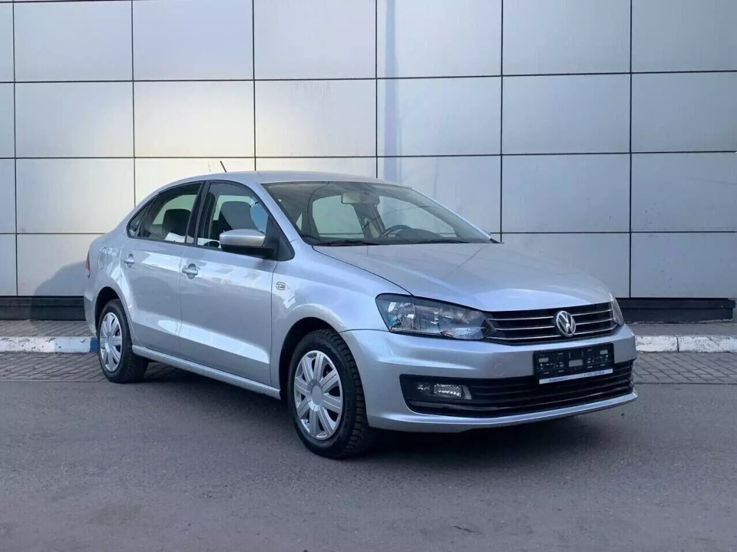 Volkswagen Polo Comfortline 1.6 АКПП, 2016 фото 1