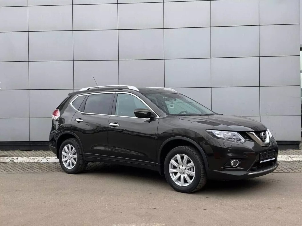 Nissan X-Trail 1.6 МКПП, 2015 фото 1