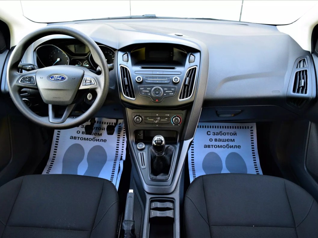 Ford Focus Trend 1.6 МКПП, 2018 фото 8