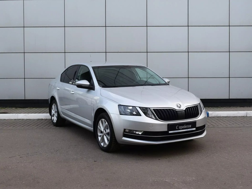 Skoda Octavia Style 1.4 АМТ, 2018 фото 1