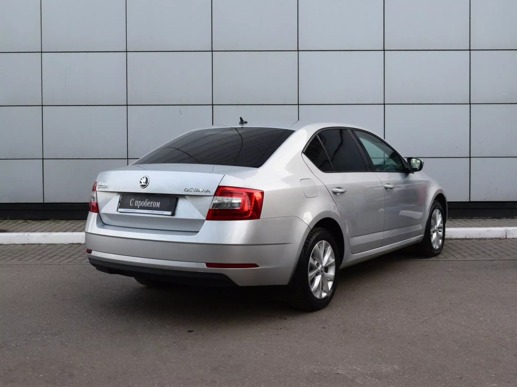 Skoda Octavia Style 1.4 АМТ, 2018 фото 6