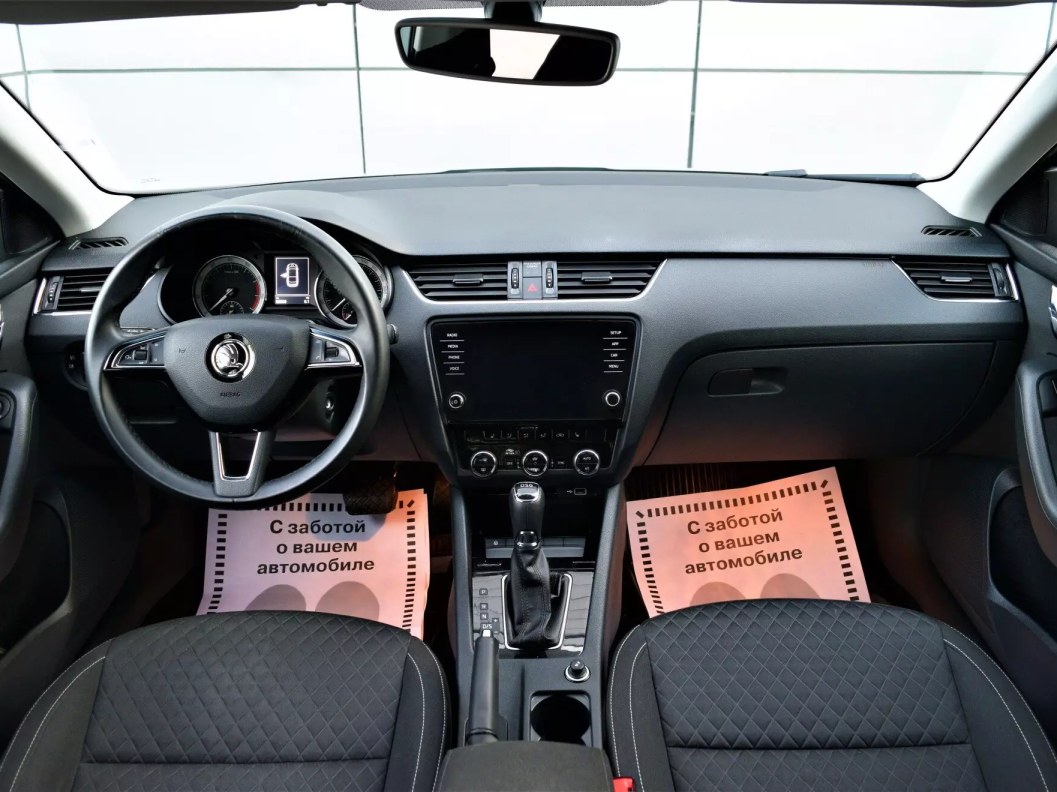Skoda Octavia Style 1.4 АМТ, 2018 фото 9
