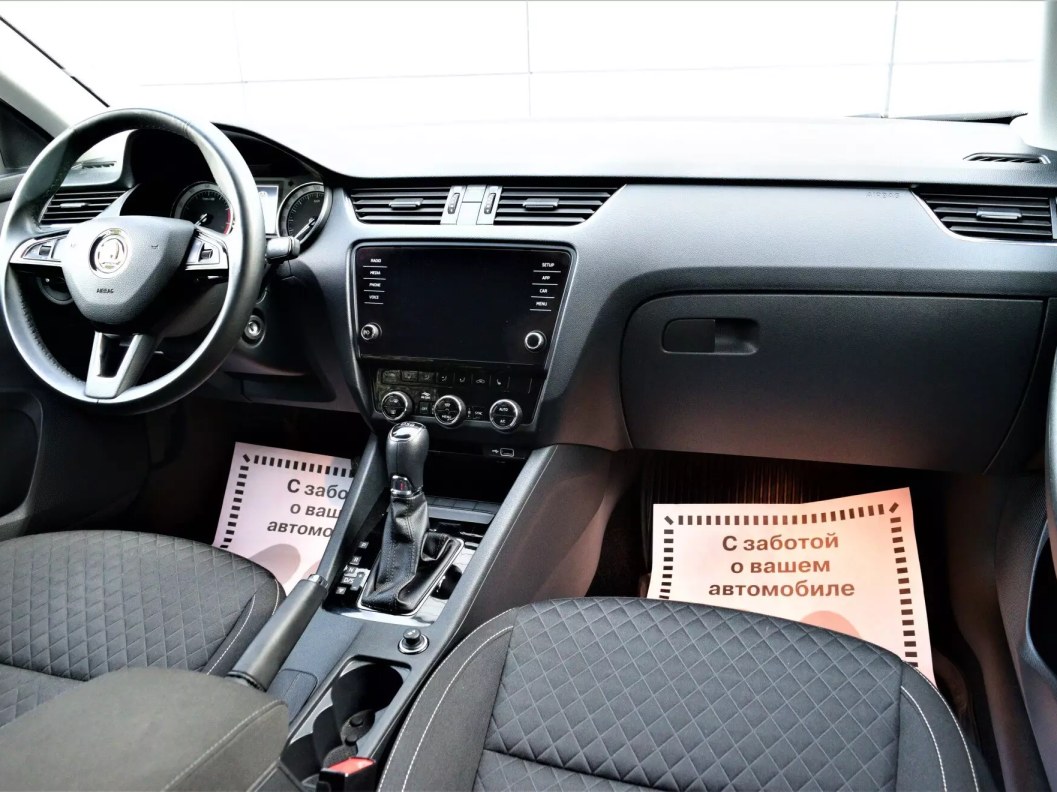 Skoda Octavia Style 1.4 АМТ, 2018 фото 10